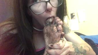 Dirty Foot Licking And Sucking (Miss Ellie)