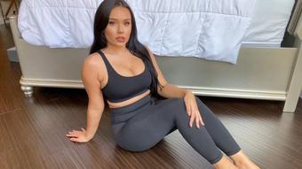 BITCHY STEP-MOM FACIAL (Mia Jocelyn)