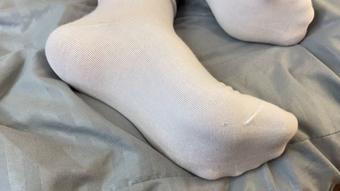 Rubbing your dick with my feet in socks (wow_adele)