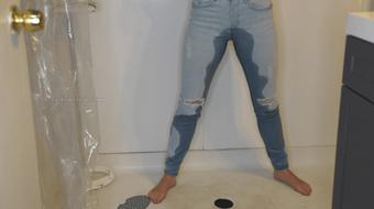 Pee Pants-Jeans Wetting 11 4K (Custom Fetish)