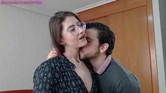 18yo NECK FETISH SENSITIVE SEDUCTION (Shanaxnow)