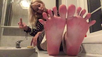 Fuck You Soles (Goddess Vanessa)