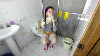 JOI I PUNISH MY FART-SNIFFING SLAVE WHILE I USE THE TOILET (_Arlequin_)