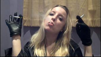 Sophieshox Chain Smoking In Black Leather Gloves (SophieShox)