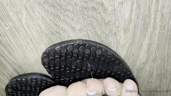 goddessfendi 106171876 2021 02 08 name one thing better than my white toes. (goddessfendi)