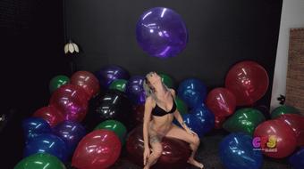 Sabrina Does KOD and Pin Pop 4K (Custom Fetish)