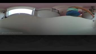 VR360* Shrunk In Your Sister's Bath (Ginary)