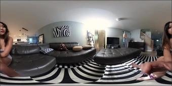 Astrodomina Vr360 Tiny Trespassers Beginning Pt 1 (AstroDomina)