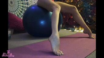 15 Min Goddess Foot worship (AllforLucky)