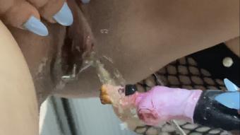 lucky guy receive pee from a giantess go - July 17, 2022 (Colombianbigass)