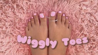 Wiggly Toes (GoddessDri)