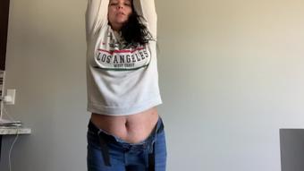 Chubby girl reaching (Drea_xoxo)
