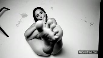 Gabi Paltrova Self Foot Sucking (Gabi Paltrova)