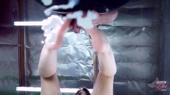 FOOTJOB FACIAL FOR CUCKY - December 05, 2015 (Ellie Idol)
