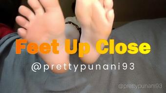 Feet Up Close (Lizzymaestro)