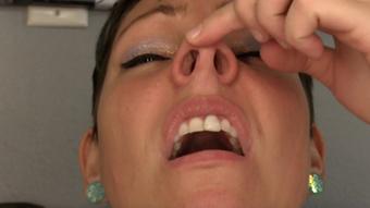 Vanessa Rain - Up Close Sneezing (Ginary)