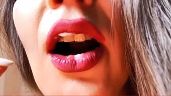 Jumping, Dance, Squirting, Eat my Cream (JuliaCrown)