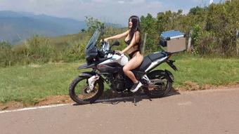 exhibit in bikini in my bike - January 15, 2021 (Tatits)
