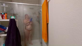 Showering With Latex Gloves (VioletWanderer)