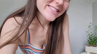 Girlfriend's Lil Sis Wants Your Cum (Hazel Simone)
