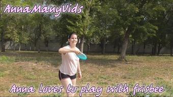Annamanyvids Anna Loves To Play With Frisbee (AnnaManyVids)
