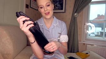 Ariel Anderssen Asmr Gloved Nurse Therapy (Ariel Anderssen)