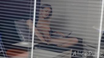 Spying Hot Neighbor Masturbate (AlicePure)