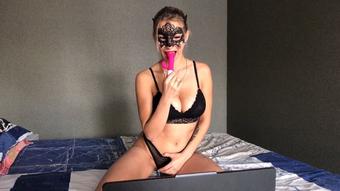 My horny webcam show (SweetBlondyVi)