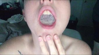 Eating A Real Load Of Cum (happylilcamgirl)