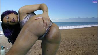 Subbiecupcake Nude Beach Body Tease (SubbieCupcake)