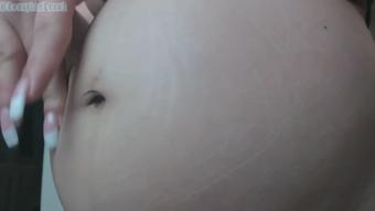 Cum On Belly - March 18, 2015 (paypeaches)