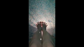 Feet in the pool, wiggling my toes in the water (Lily_Slutty)