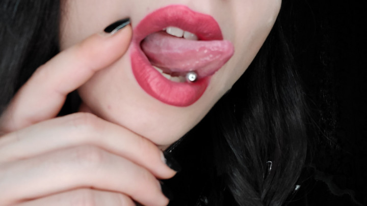 Can you resist my lips? 4K - October 17, 2020