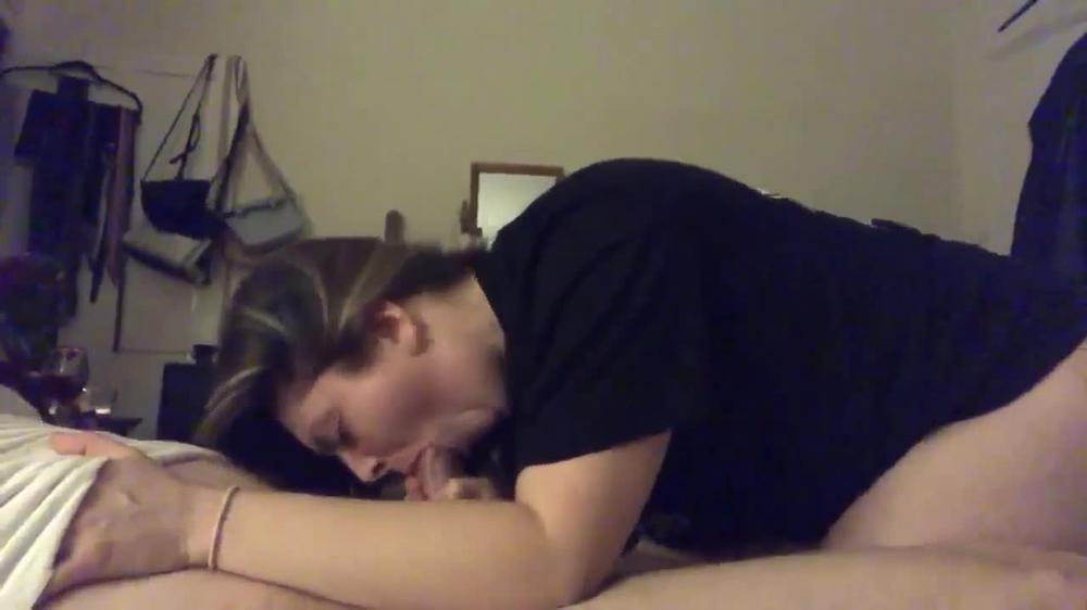 carmen_storm 25 01 2020 132928315 Found an old video on my laptop, who doesn't love an old, shitty quality mobile video ')