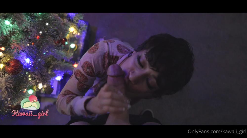 kawaii girl can i blow you under the christmas tree