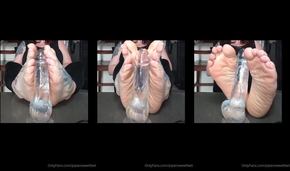 pipersweetfeet 01 09 2023 3000476513 there s no lube on this thing i was just