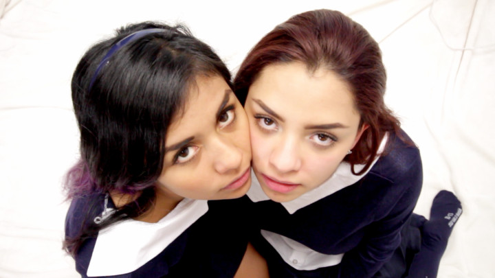 Schoolgirls Threesome Sharing Cum - February 05, 2018