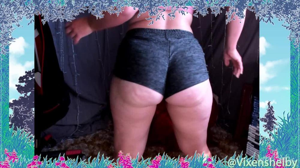 vixenshelby 11383946 throwback dancing vid at 300 fans i ll do our first live event
