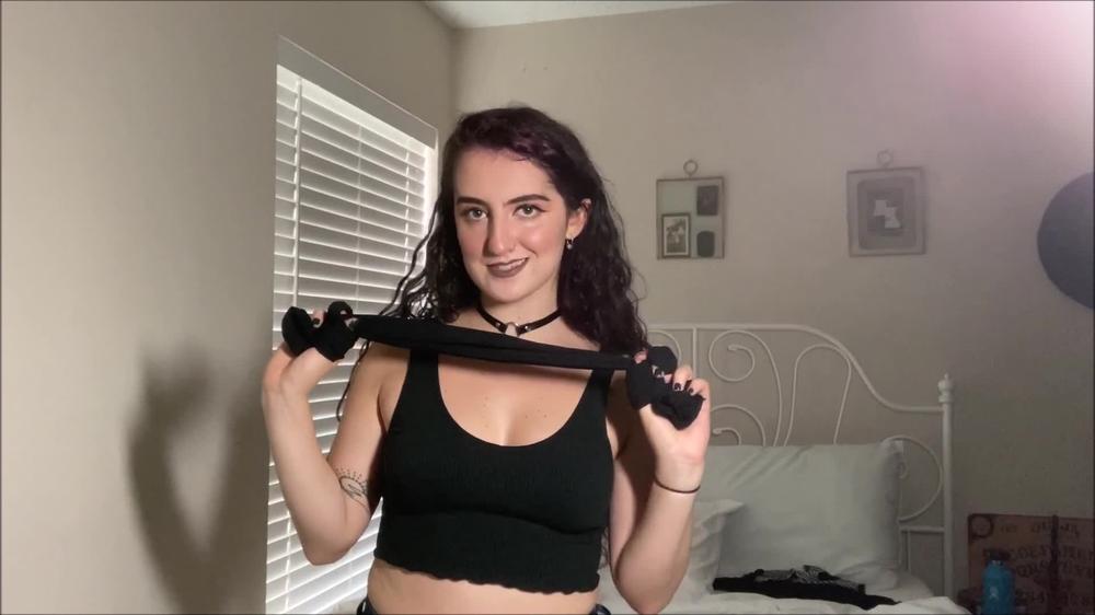 Good Dress Toys Put On Their Dresses