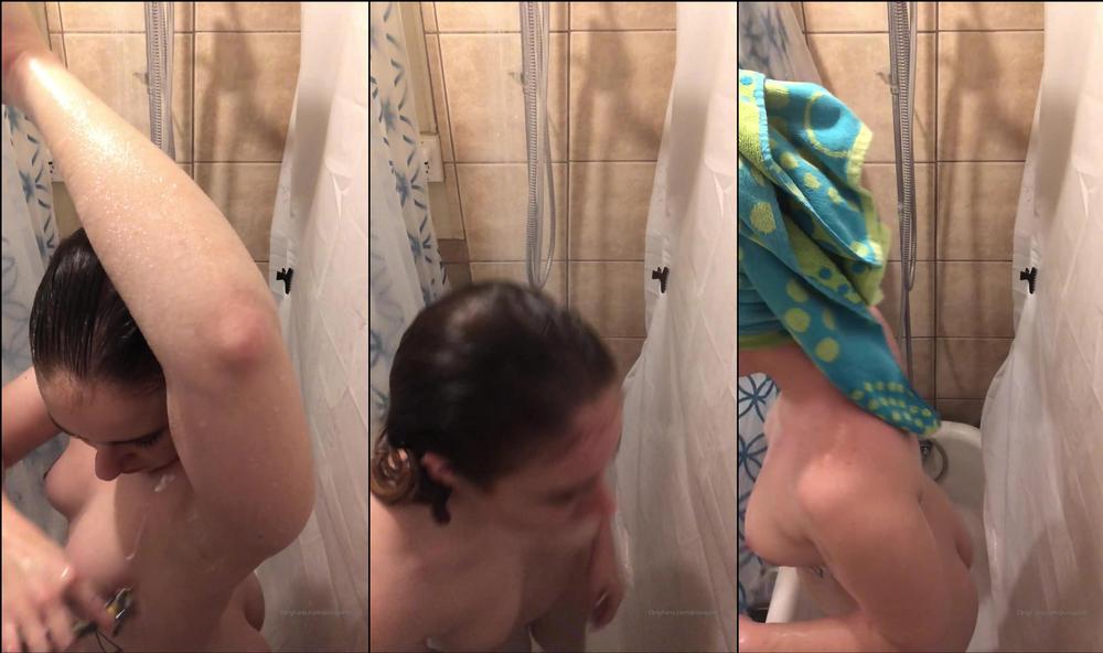 pizza_janie 02 02 2020 20727835 shower_time