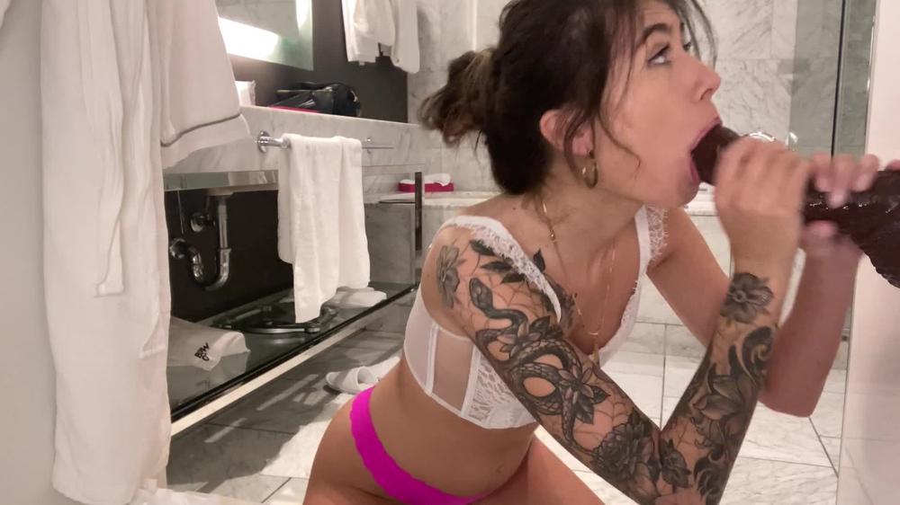 Charlottemae - Daddy Loves His Bbc In My Mouth - Manyvids