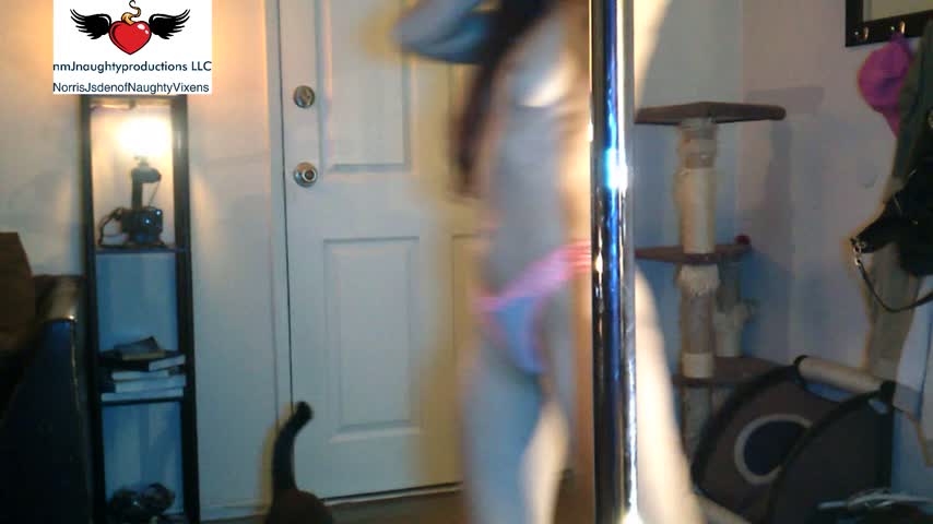 OWilder does a strip dance for all of us