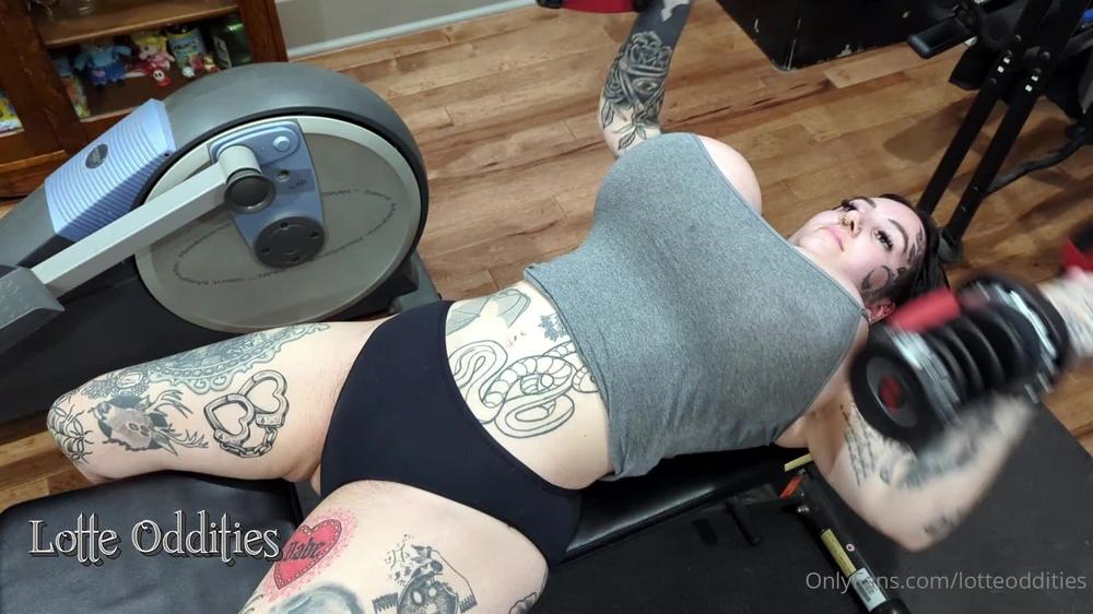 lotteoddities 553333486 2023 03 28 3100cc workout vid watch me do a warm up lift weights and finish with stretching. i m starting to