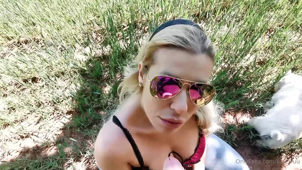 katetruu 03 06 2020 389831137 quick spontaneous bj on the walk. he came on