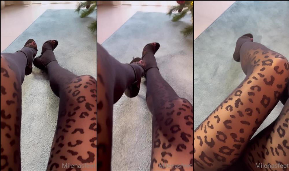simplymilena 10 01 2023 2739511135 Omg, I love leopard print but Iâm so unsure about these nylons I donât know