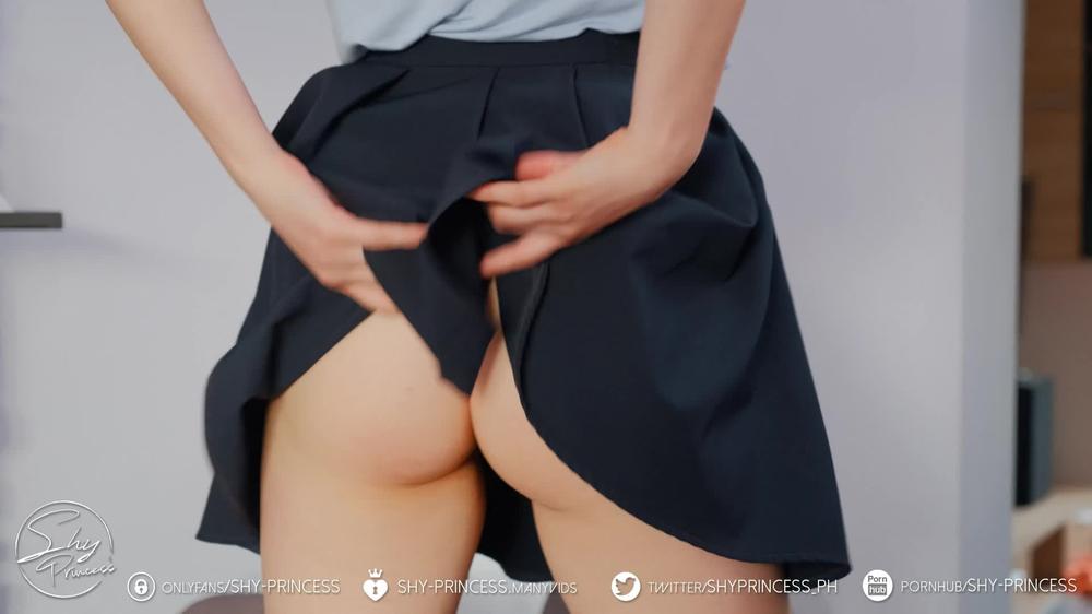 shy princess 05 09 2023 3004052941 so much grool it drips down my tights