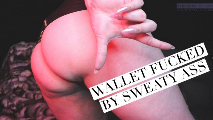 Mistressbijoux Wallet Fucked By Sweaty Ass