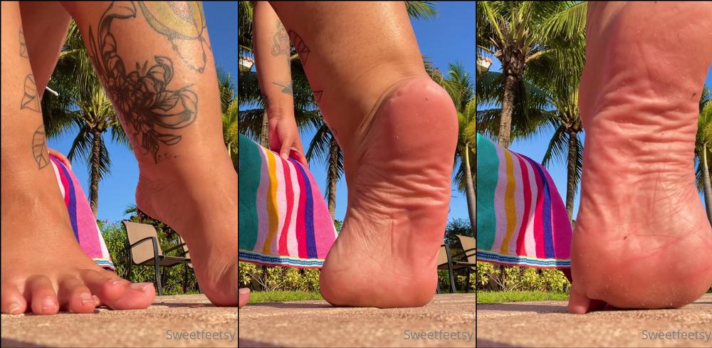 sweetfeetsy 01 09 2021 2209013049 pov you re the little ant watching me make this video and you can t stop staring at my