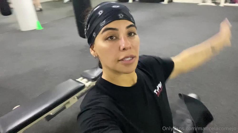 maricelacornejo 469078805 2022 12 09 arrival to south africa and pre fight trainings