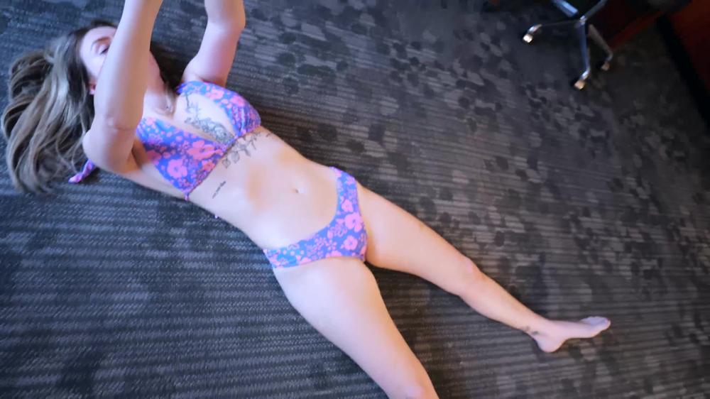 GG Fetish Media - London Captivated By The Camera 4K